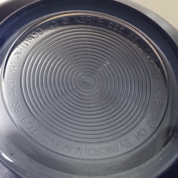 Pyrex Blue Mixing Bowl - Picture 4 of 5
